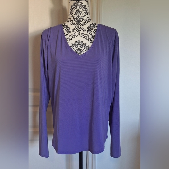 ZYIA Tops - Zyia XXL long sleeve shirt